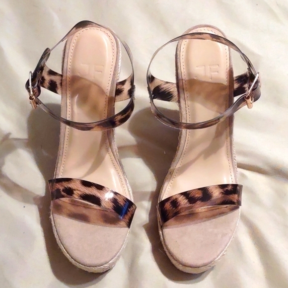 𝅺JUSTFAB Leopard print Wedges Size 7 NIB - Picture 2 of 7